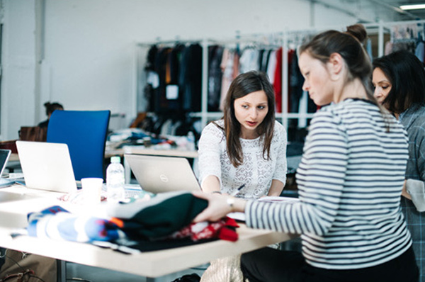 La Redoute s’engage pour les Droits des Femmes 365 jours par an !